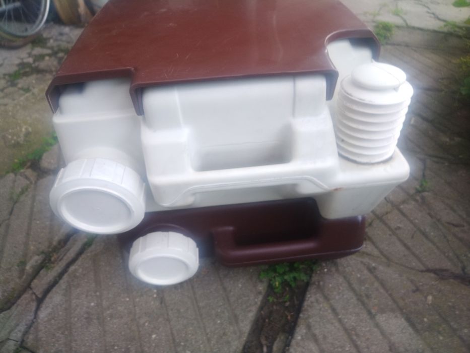 Преносима химическа  тоалетна за каравана, кемпер, къмпинг, лодка, вил