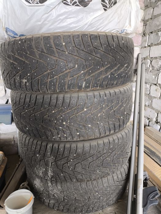 Продам автошины зимние