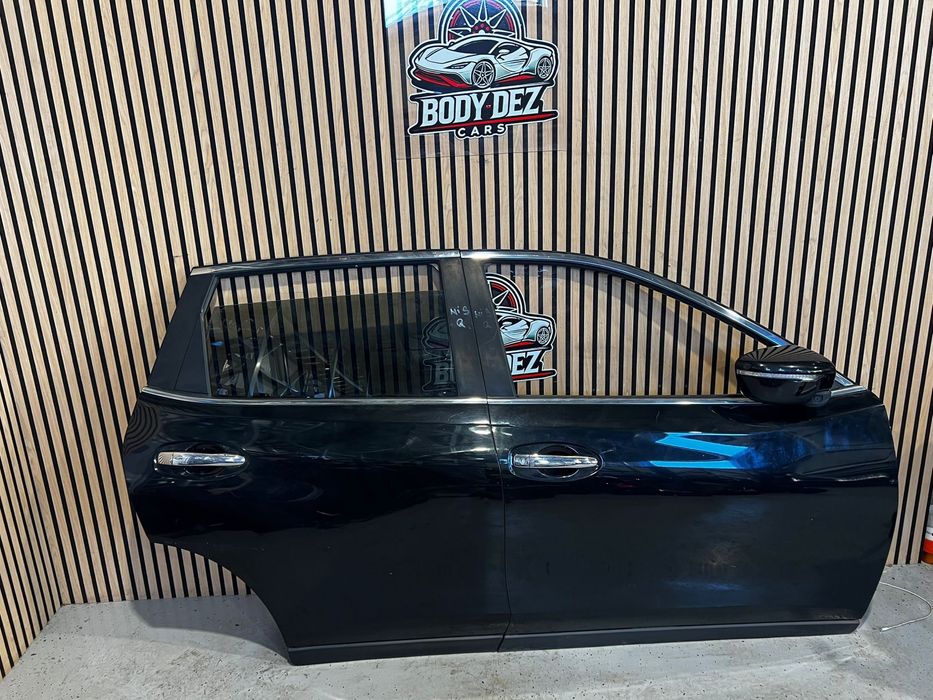 Usa / portiera dreapta fata spate Nissan X-trail T32 2016