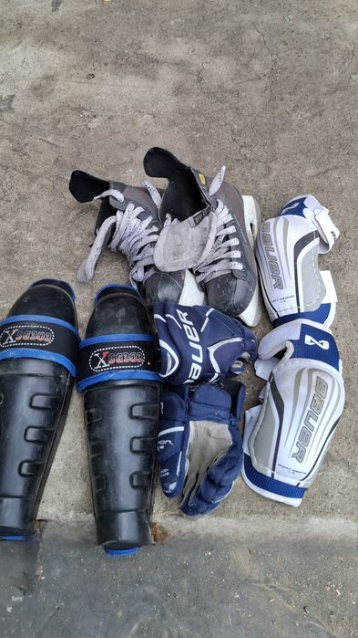 Bauer Коньки. Налокотники.  Перчатки