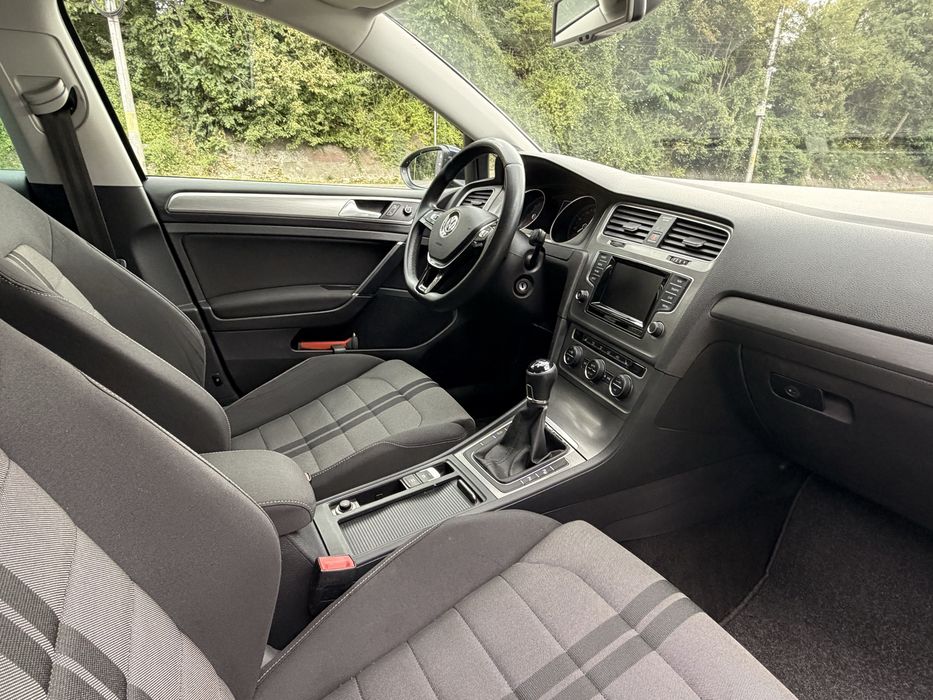 Volkswagen Golf 7 si in Rate