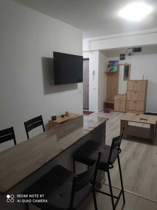 Apartament de închiriat, preț negociabil