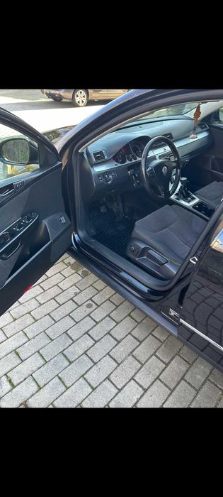 VW Passat B6 1.9tdi 105ks 2009 перфектно състояние обслужен нов внос