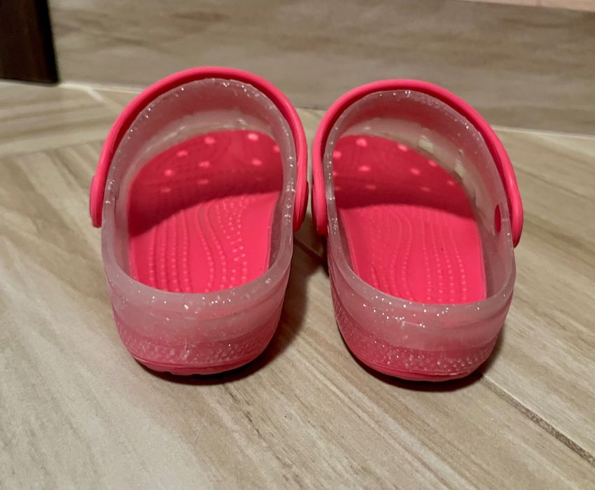 Нови детски сандали Chicco