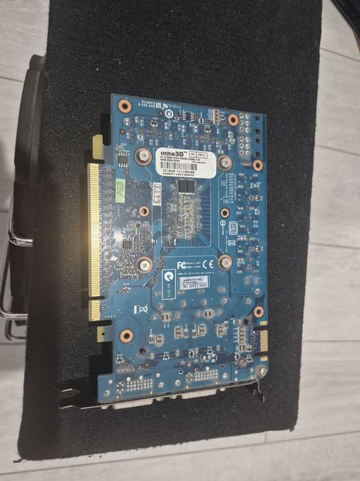 Placa video GTX 560 de 1GB ddr5