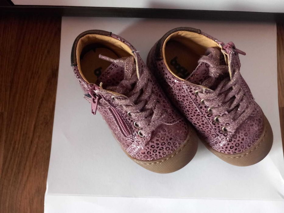 Vand papuci fetite nr 22