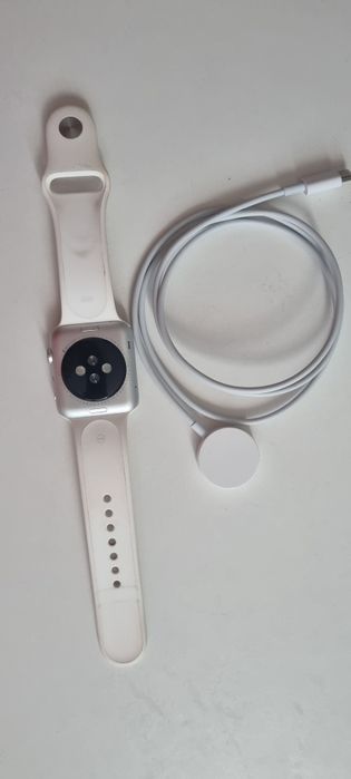 Продам apple watch series 1
