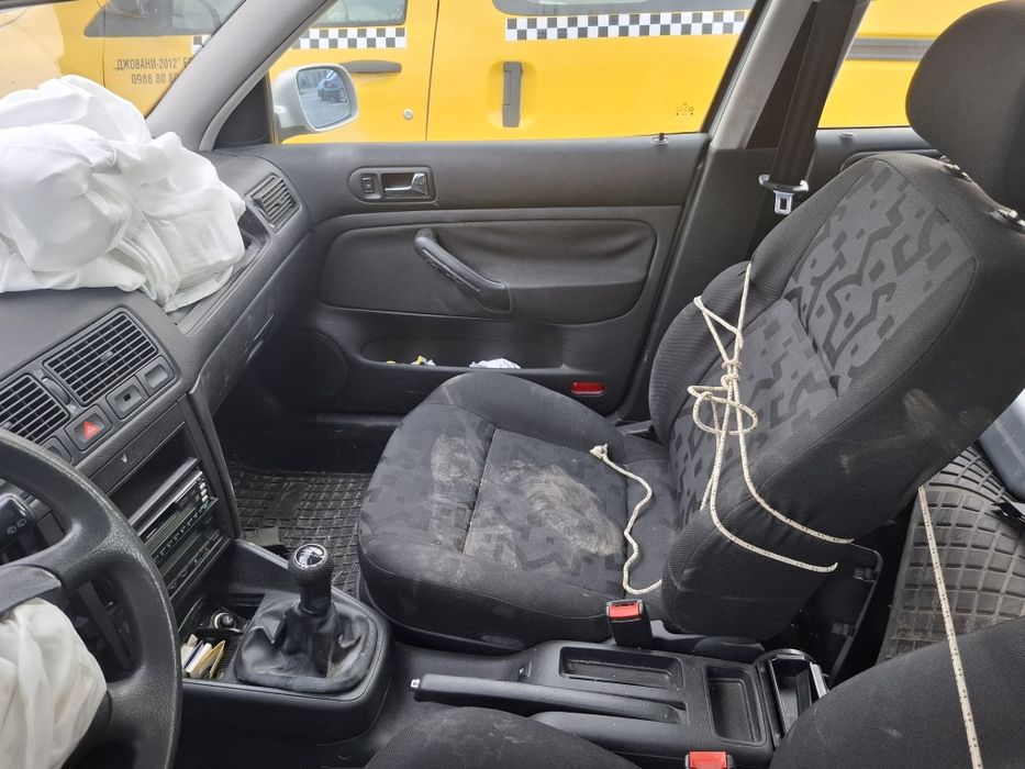 Фолксваген Голф 4 на части