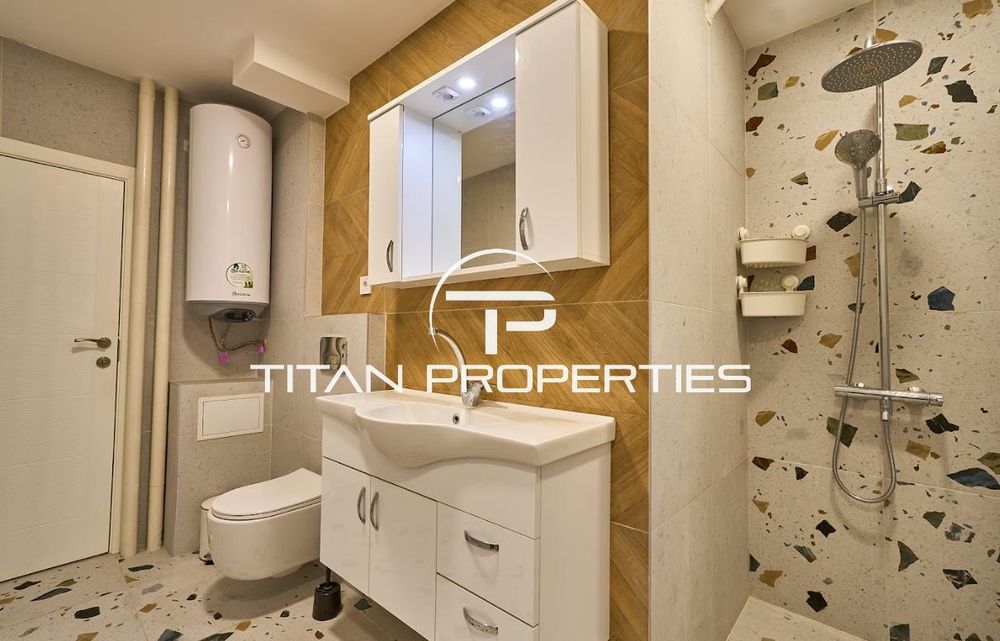 Дава се под наем Четиристаен апартамент в Пловдив, Център - 102 кв.м за 650 € - Снимка #8