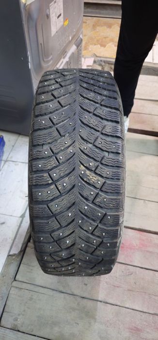 Продаётся зимние шины