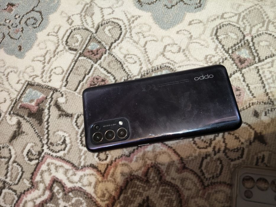 Продаётся телефон oppo reno 5 ,128 гб