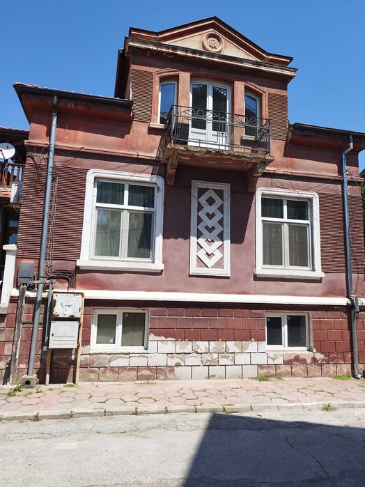 Строителни услуги и реставрация на стари сгради