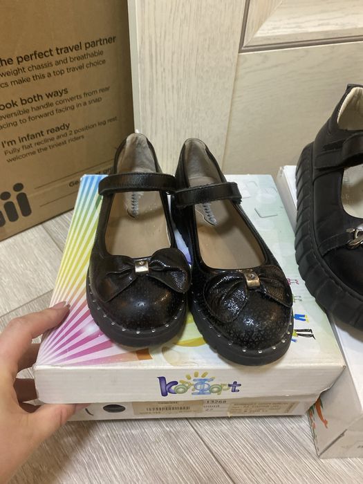 Школьная обувь на девочку 34 и 31 размер срочно