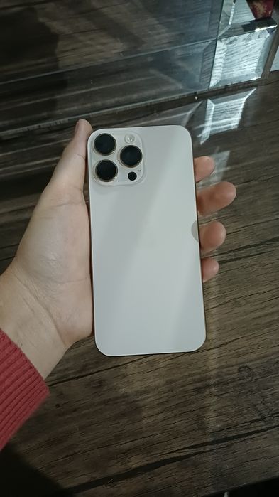 iPhone 16 Pro Max 256 gb desert titanium