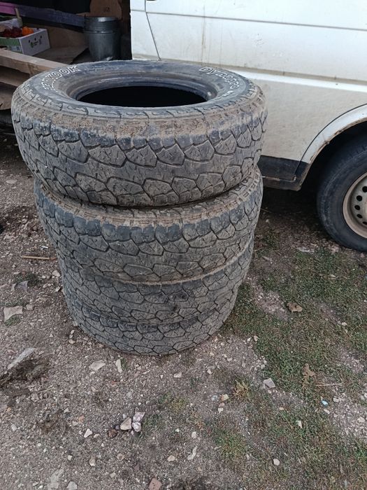 Продам грозовые баллоны 235/75/15