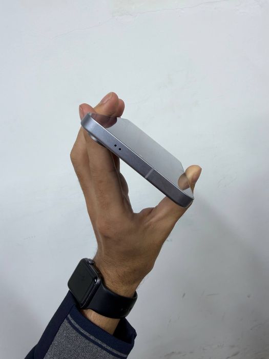 Samsung Galaxy S25FE sotiladi 2la imei utgan muammosi yoq
