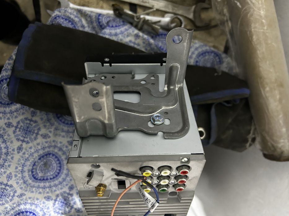 Магнитола Естима