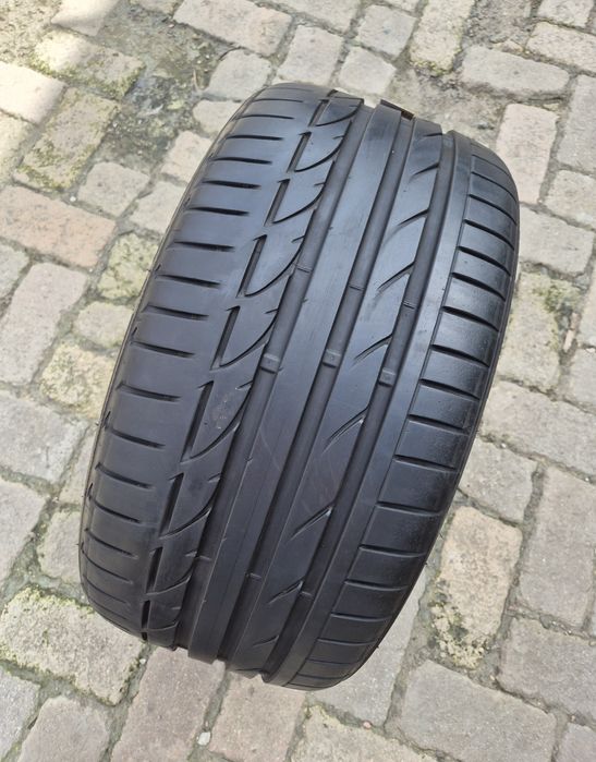 O bucată 255/35 R19 vară - Continental Bridgestone