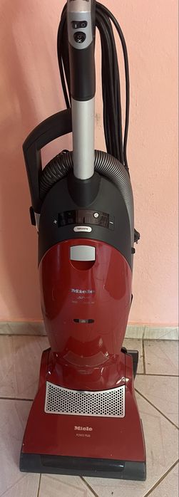 Aspirator Miele S7510 cu perii