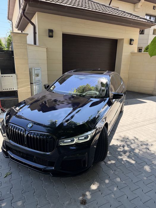 Vand Bmw 745e 2021. Impecabil .