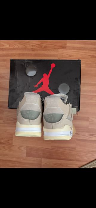 Sneakersi Nike Air Jordan Retro 4 x Off-White