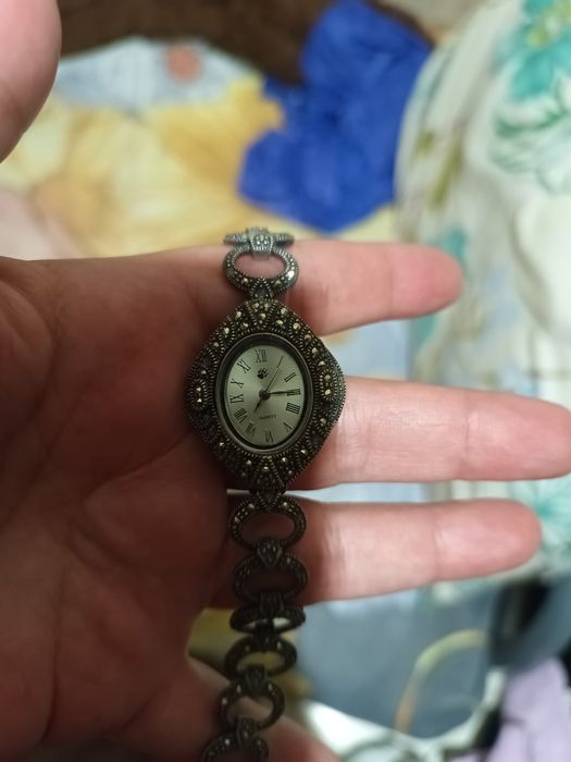 Серебряные часы срочно