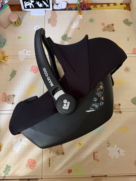 Бебешка кошница за кола или за носене Maxi-Cosi Tinca (0-13кг) Car Seat, Essential Black