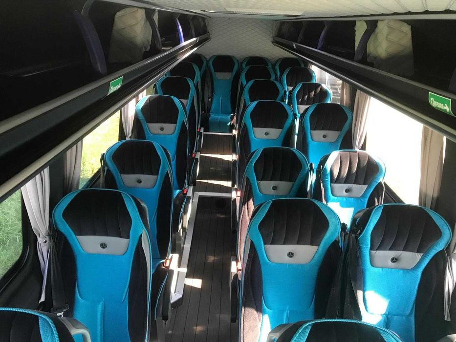 Transport persoane, inchirieri microbuze si autocare (7 loc-55 loc)