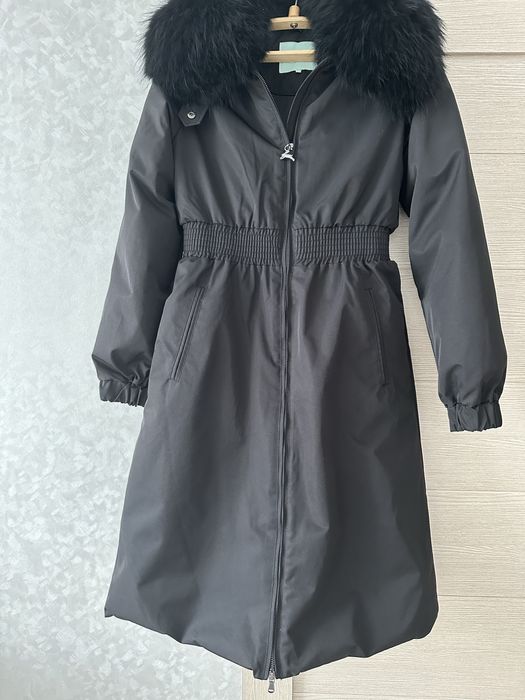 Зимний пуховик женский