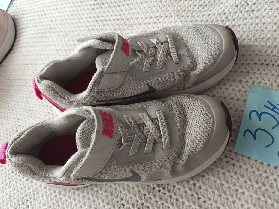 Маратонки 33 номер за момиче nike , adidas