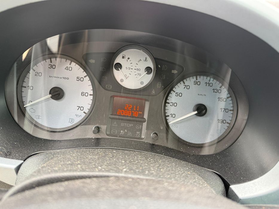 Citroen berlingo XTR 1.6 D An2013 E5 Led