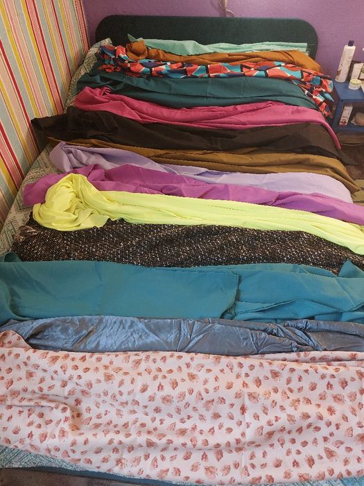 Платове 14 броя около 4 /4 метра