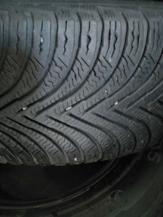 215/65/17" Michelin 4бр.гуми. дот 5221