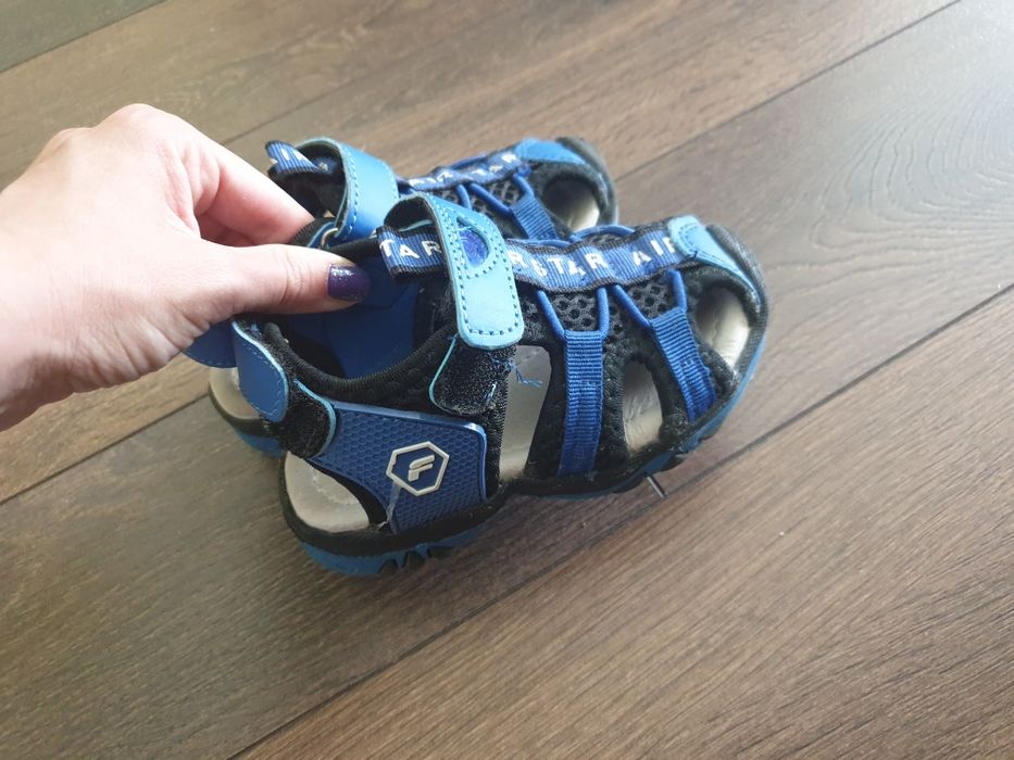 Сандали 24 номер