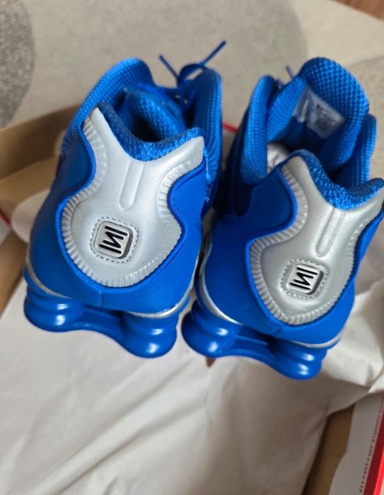 Adidasi nike shox