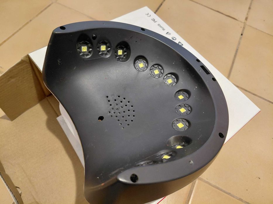 LED лампа за маникюр