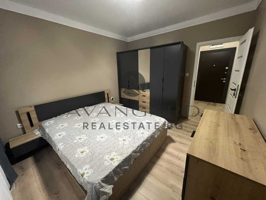 Продава се Тристаен апартамент в Пловдив, Кючук Париж - 115 кв.м за 1774 €/кв.м - Снимка #7