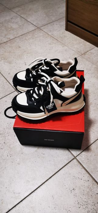 Vând adidasi dama Gryxx