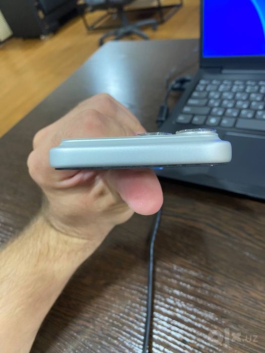 Iphone 17 pro max  256 silver Sim +E sim