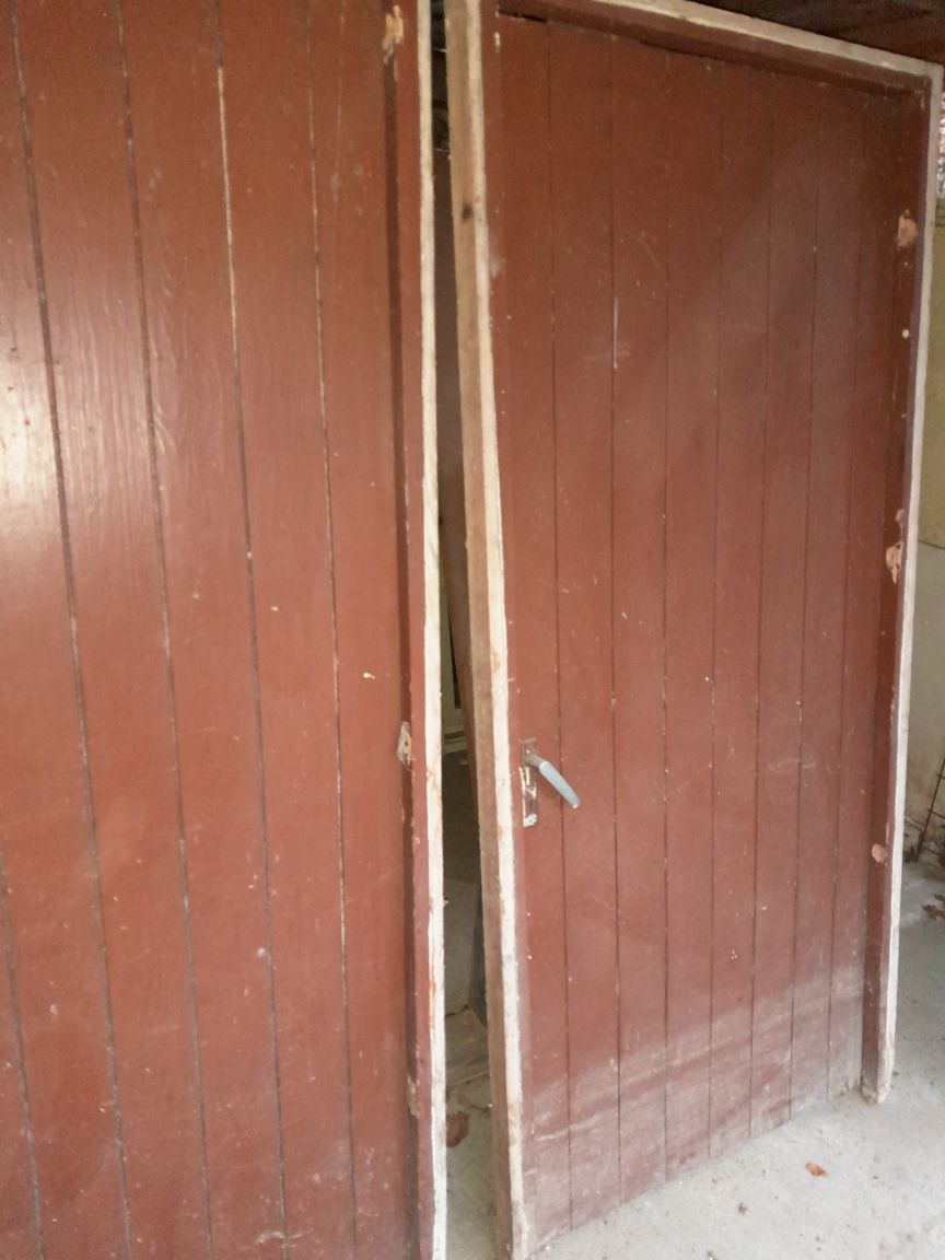 Дървена врата с размери 90/190 гр. Габрово Дядо Дянко • OLX.bg