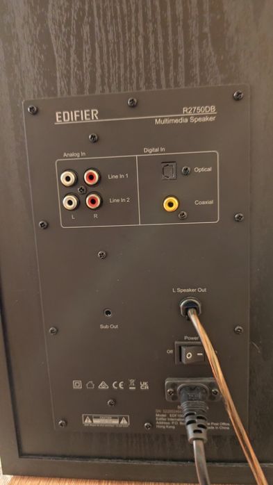 Продавам активни тонколони EDIFIER