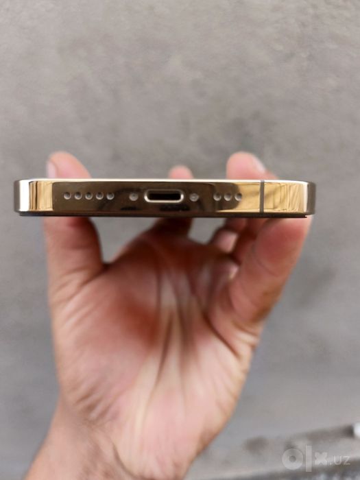 Iphone 12 pro sotiladi surhandaryo shorchi