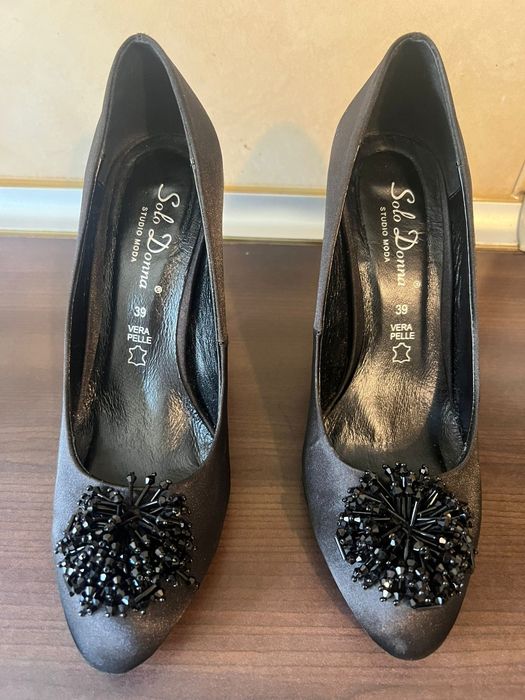 Pantofi negri satin