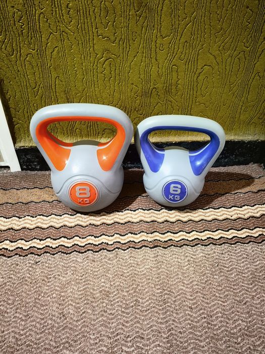 Продавам пудовки-6 и 8кг