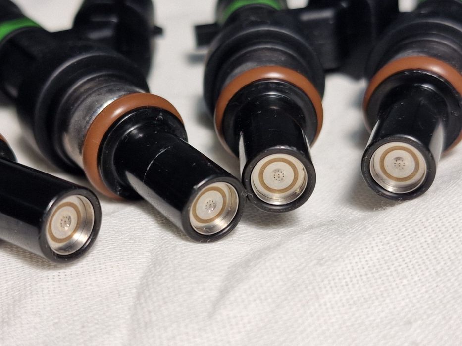 Комплект 4 бензинови дюзи ( инжектори ) за Nissan 1.6i FBY1160