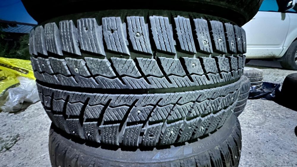 Продам шины зимние