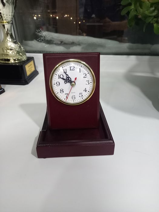 Часы для кобинета