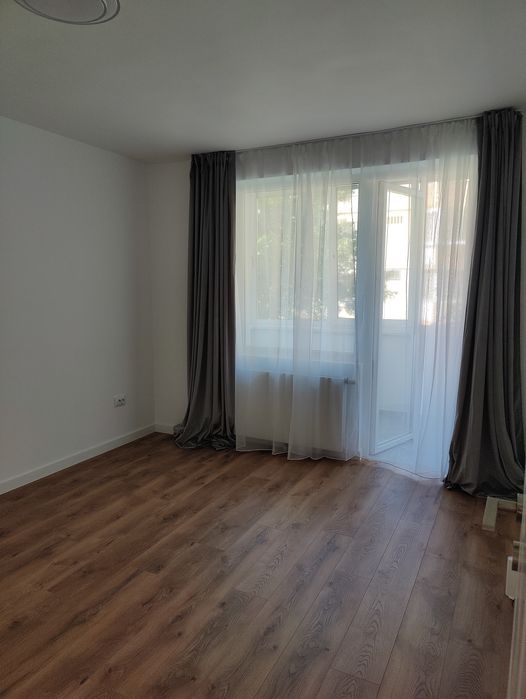 Apartament 2 camere decomandat.Bd.15 noiembrie