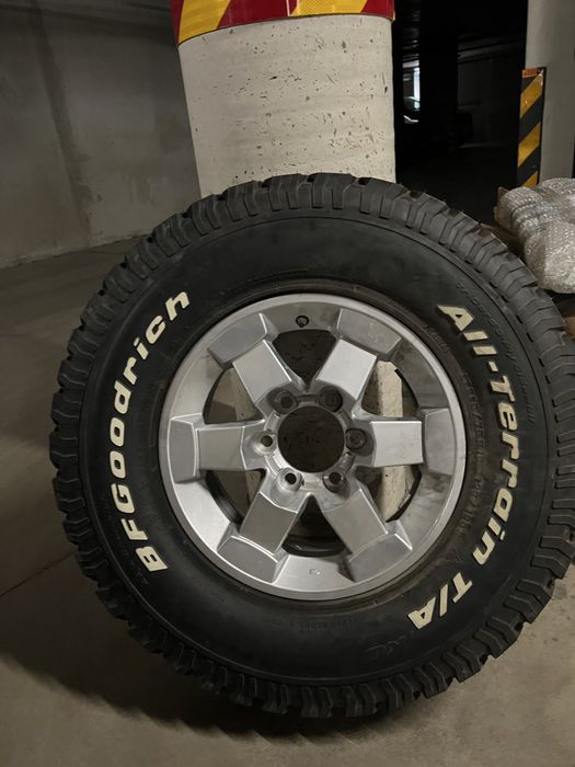 Гума BFGOODRICH ALL- TERRAIN размер 265/75 R16