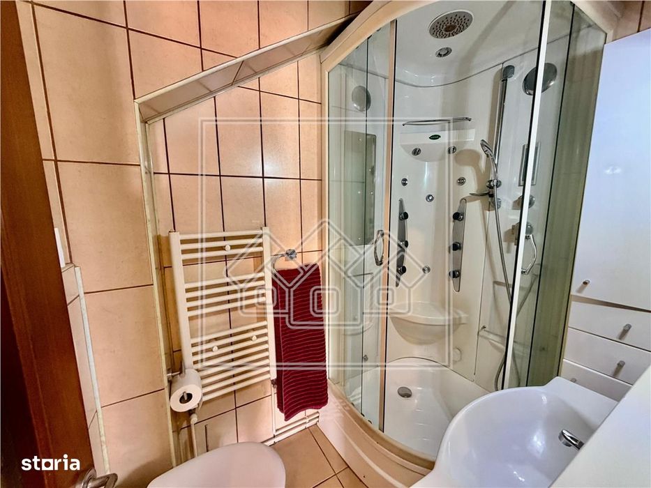 Apartament 3 camere de vanzare in Sibiu - 80 mp, la cheie
